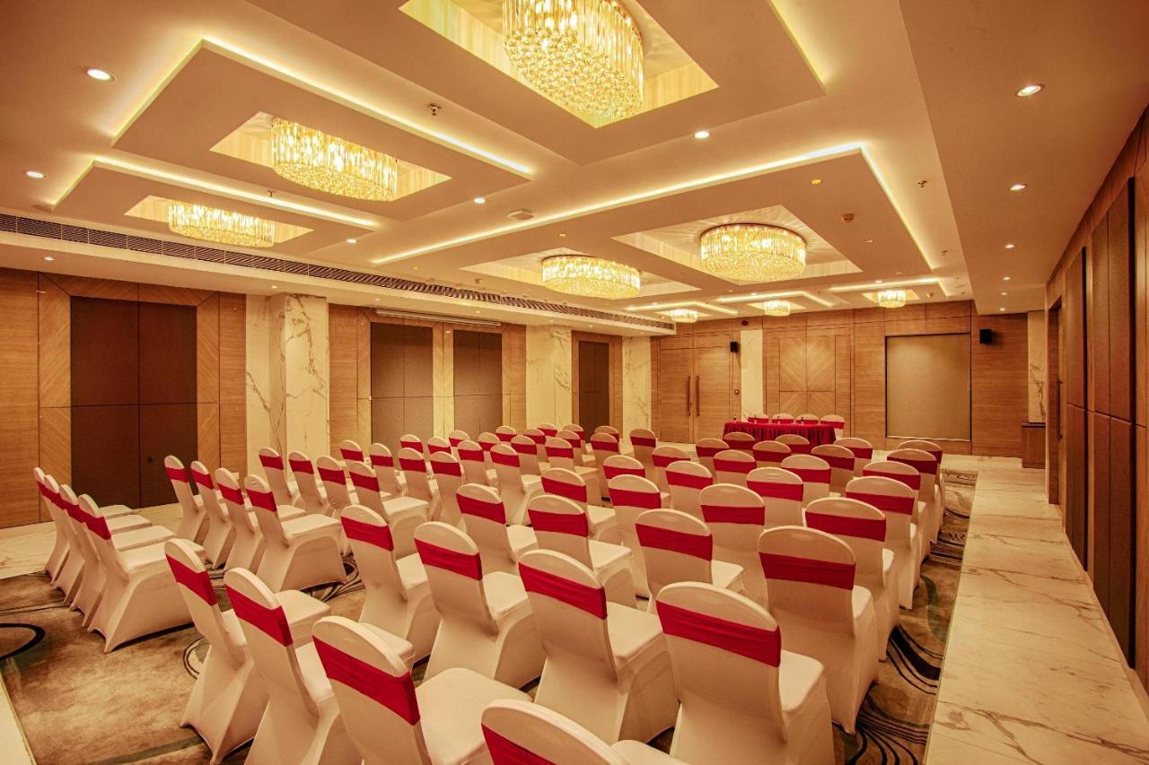 Sunhill Portico Hotel Siliguri Eksteriør billede