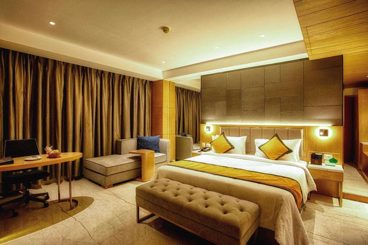 Sunhill Portico Hotel Siliguri Eksteriør billede