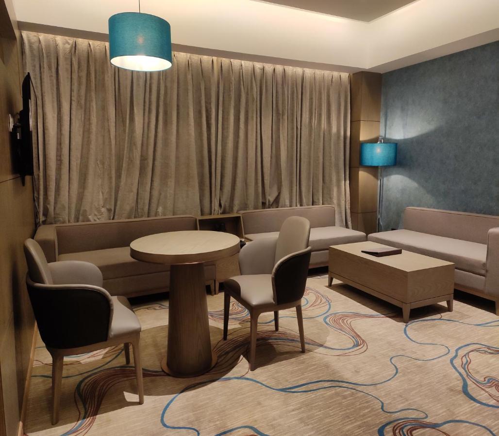 Sunhill Portico Hotel Siliguri Eksteriør billede
